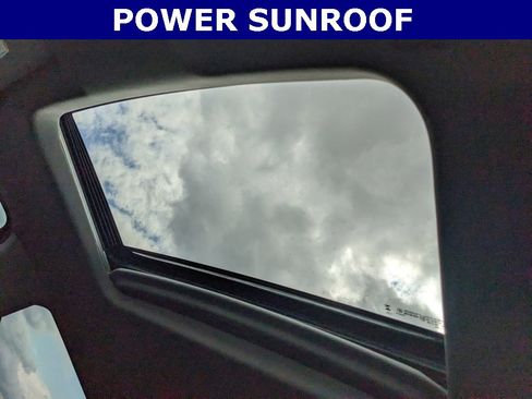 Used 2024 GMC Sierra 2500 Denali w/ Denali Reserve Package image 2