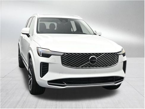 New 2026 Volvo XC90 T8 Core AWD/4WD image 7