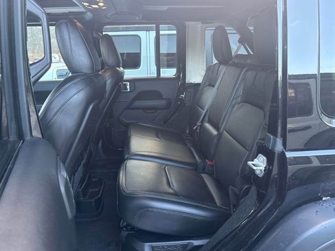 Used 2022 Jeep Wrangler Unlimited Rubicon 4xe w/ Cold Weather Group image 12