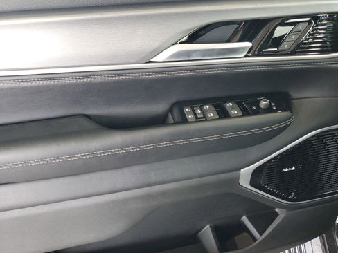 New 2026 Jeep Grand Wagoneer Limited AWD/4WD image 15