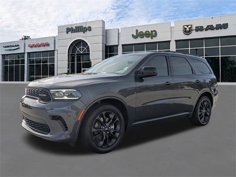 Certified 2025 Dodge Durango GT w/ Blacktop Package image 7