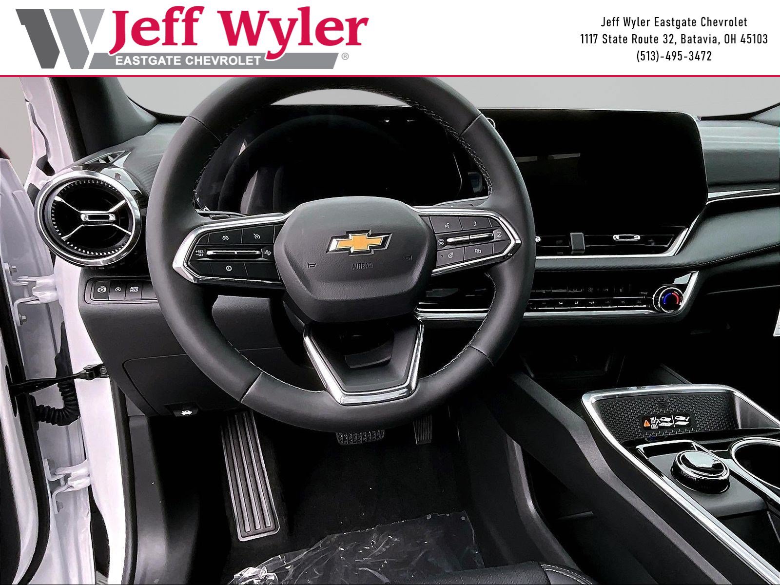 New 2027 Chevrolet Equinox LT w/ Convenience Package II FWD image 9
