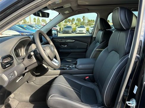 Used 2023 Honda Pilot Elite image 9