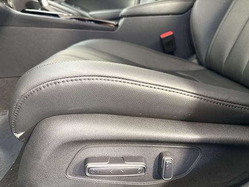 Certified 2026 Acura Integra FWD image 23