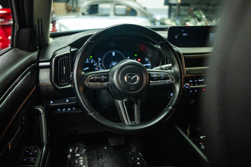 Used 2025 MAZDA CX-50 AWD 2.5 S w/ Premium Plus Pkg image 16