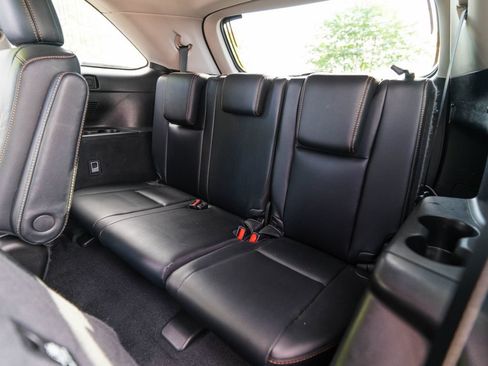 Used 2018 Toyota Highlander Limited AWD/4WD image 44