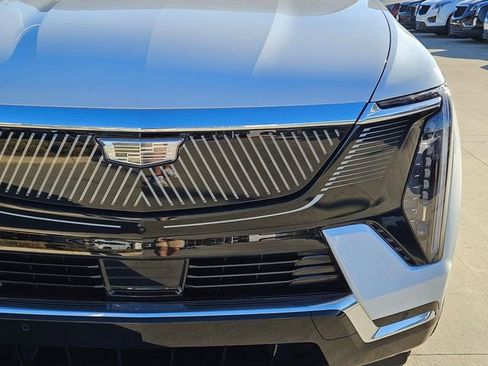 New 2026 Cadillac Escalade IQ Luxury 1 w/ LPO, Floor Liner Package image 6