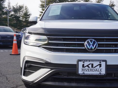 Used 2022 Volkswagen Tiguan S image 12