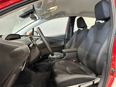 Certified 2021 Toyota Prius Prime LE FWD image 13