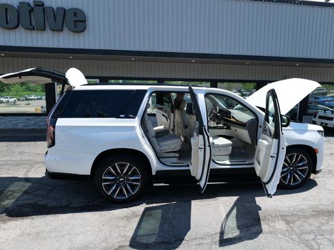Used 2021 Cadillac Escalade Sport Platinum AWD/4WD image 68
