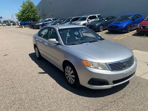 Used 2009 Kia Optima LX FWD image 3