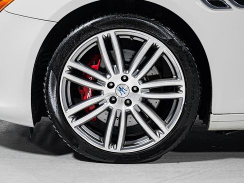 Used 2017 Maserati Quattroporte S GranSport Q4 image 11