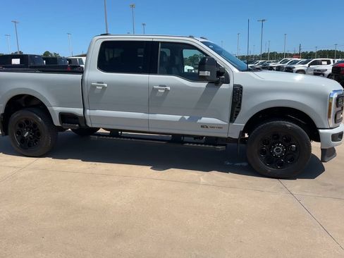 Used 2025 Ford F250 Lariat w/ Lariat Ultimate Package AWD/4WD image 2