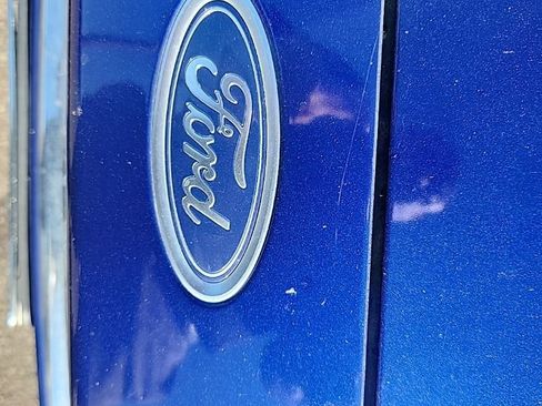 Used 2016 Ford Fusion SE w/ Equipment Group 202A FWD image 5