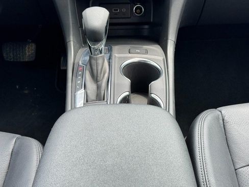 Used 2024 Chevrolet Equinox LT AWD/4WD image 14