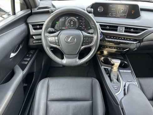 Used 2020 Lexus UX 250h w/ Premium Package image 10