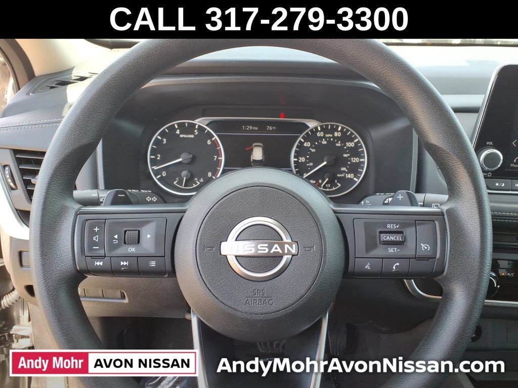 Used 2024 Nissan Rogue S AWD/4WD image 25