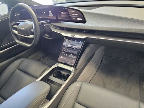 Used 2024 Lucid Air Pure RWD image 5