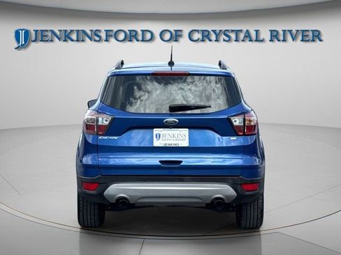 Used 2017 Ford Escape SE w/ Equipment Group 201A FWD image 11