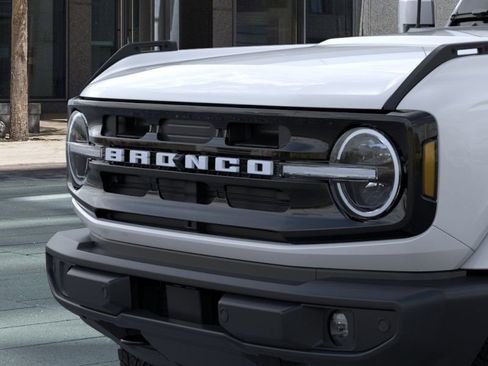 New 2026 Ford Bronco Outer Banks AWD/4WD image 19