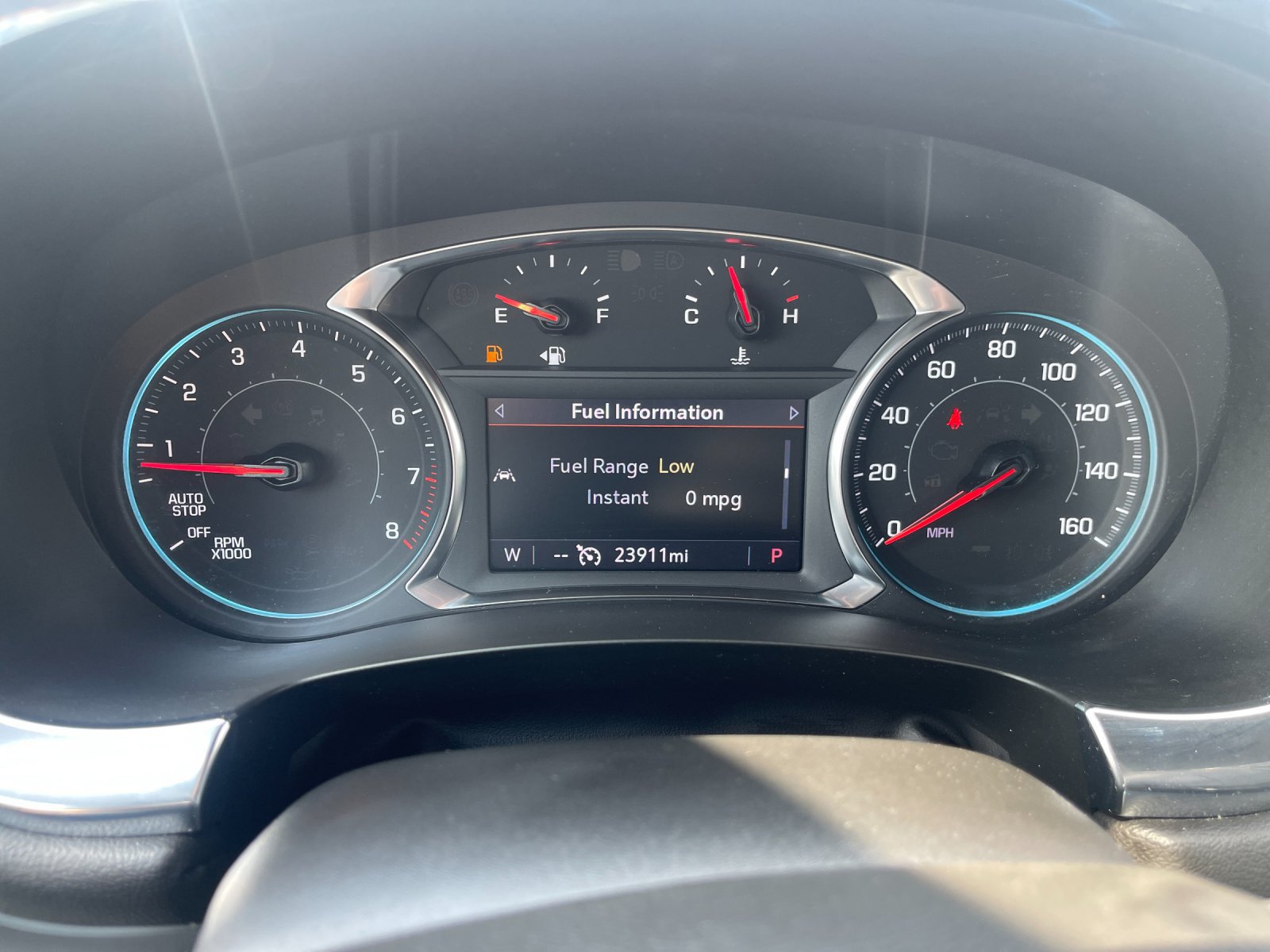 Used 2023 Chevrolet Traverse LT FWD image 29