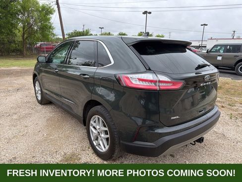 Used 2024 Ford Edge SEL w/ Convenience Package image 4