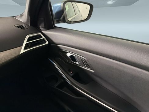 Used 2025 BMW 330i Sedan RWD image 29