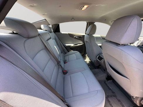 Used 2025 Chevrolet Malibu LT FWD image 28