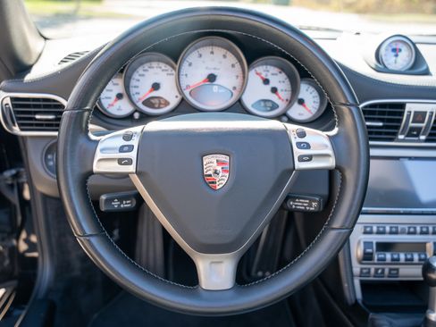 Used 2008 Porsche 911 Turbo image 33