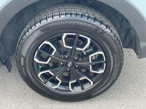 Used 2022 Hyundai Santa Cruz SEL image 9