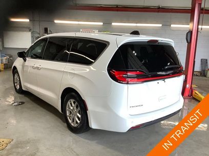 Certified 2026 Chrysler Pacifica Select