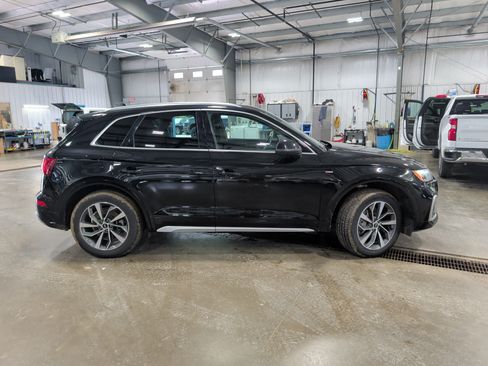 Used 2022 Audi Q5 2.0T Premium Plus AWD/4WD image 2