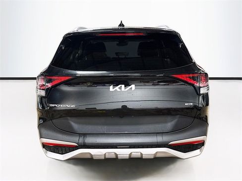Used 2023 Kia Sportage EX image 6