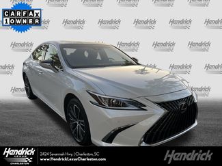 Certified 2025 Lexus ES 300h w/ Premium Package video 1
