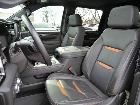 Used 2025 GMC Sierra 2500 AT4 w/ AT4 Premium Plus Package image 30