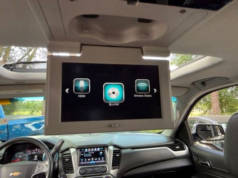 Used 2019 Chevrolet Tahoe Premier RWD image 34
