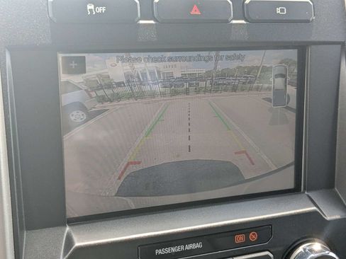 Used 2017 Ford F250 Lariat w/ Chrome Package RWD image 24