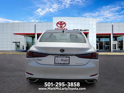 Used 2019 Lexus ES 350 w/ Accessory Package 2 FWD image 4