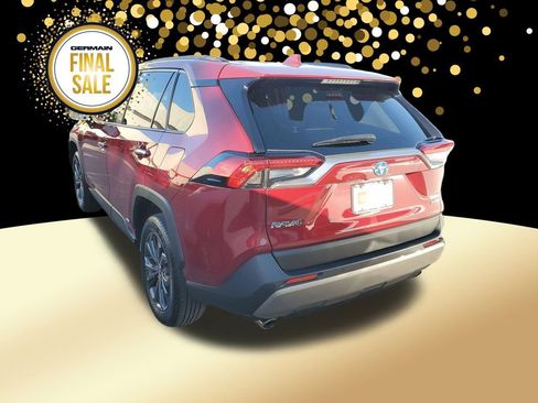 Certified 2022 Toyota RAV4 Limited image 8