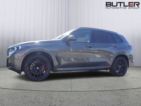 New 2026 BMW X5 sDrive40i w/ M Sport Package RWD image 1