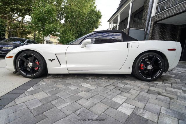 Used 2006 Chevrolet Corvette Convertible w/ Preferred Equipment Group RWD image 15