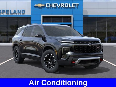 New 2027 Chevrolet Traverse Z71 w/ Driver Confidence Package AWD/4WD image 8