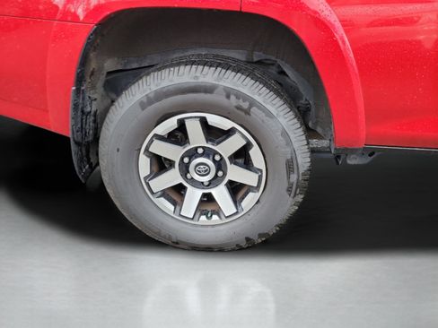 Used 2021 Toyota 4Runner TRD Off-Road Premium image 28