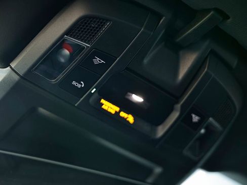 Certified 2023 Porsche 911 Carrera GTS image 44