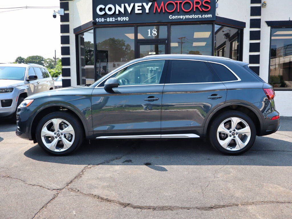 Used 2021 Audi Q5 2.0T Premium Plus w/ Premium Plus Package AWD/4WD image 5