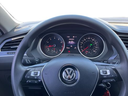 Used 2020 Volkswagen Tiguan S FWD image 12