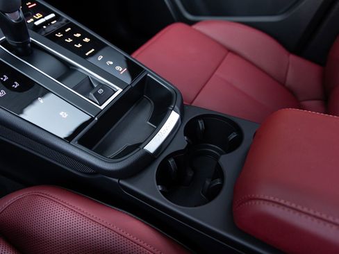 New 2025 Porsche Macan Turbo AWD/4WD image 19