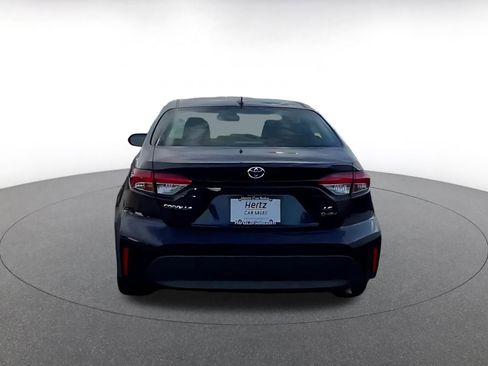 Used 2025 Toyota Corolla LE image 14
