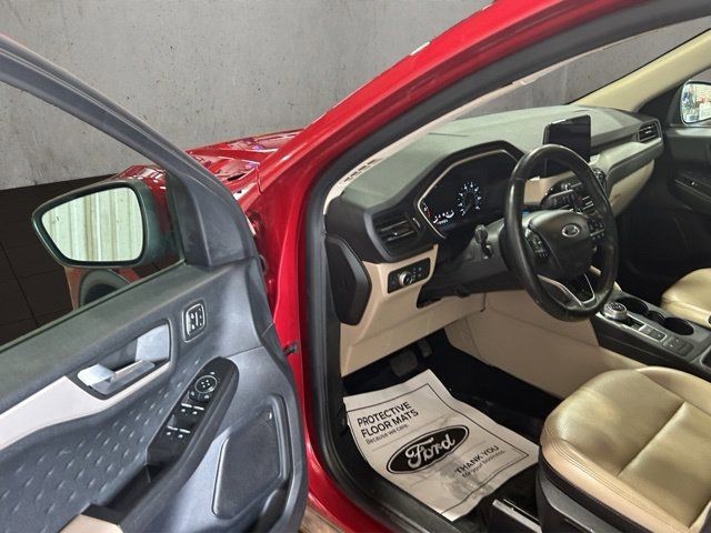 Used 2020 Ford Escape SEL AWD/4WD image 20