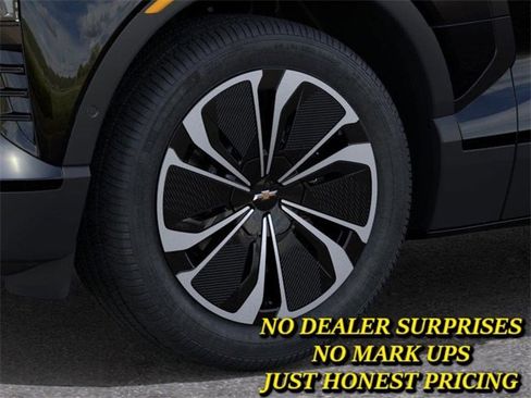 New 2026 Chevrolet Blazer EV LT image 9